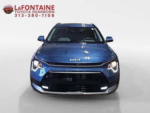 2024 Kia Niro SX