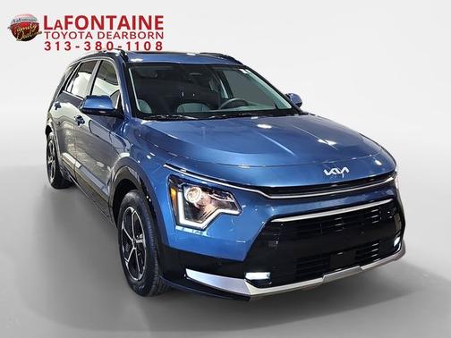 2024 Kia Niro SX