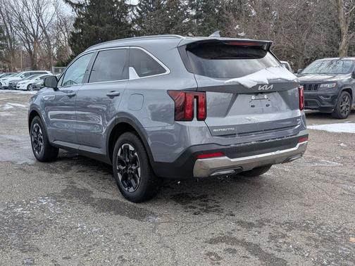 2024 Kia Sorento S