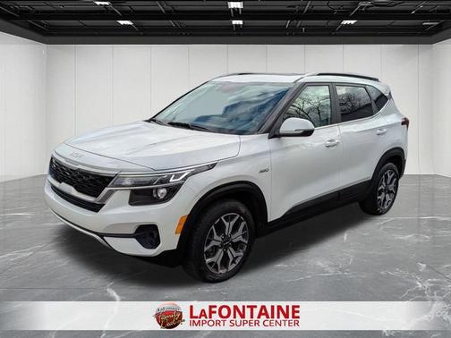 2022 Kia Seltos EX