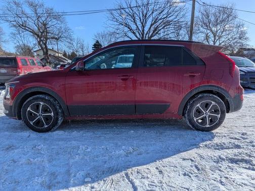 2024 Kia Niro EX