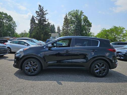 2022 Kia Sportage LX