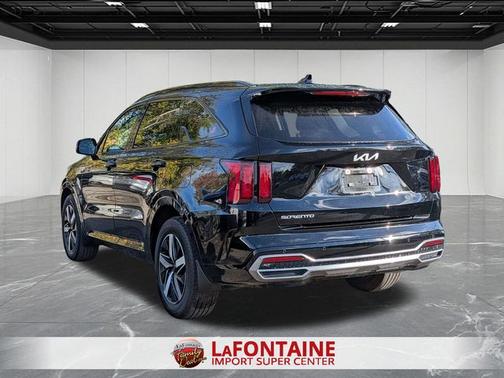 2023 Kia Sorento S