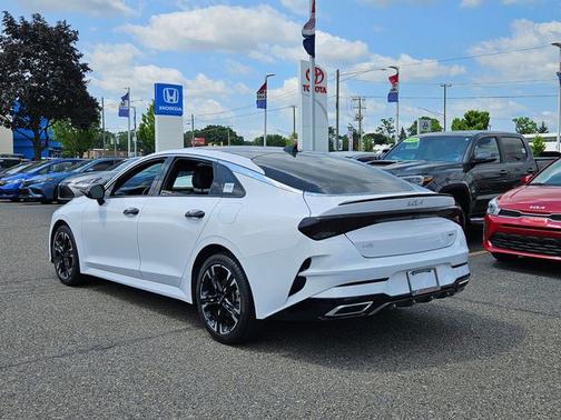 2023 Kia K5 GT-Line