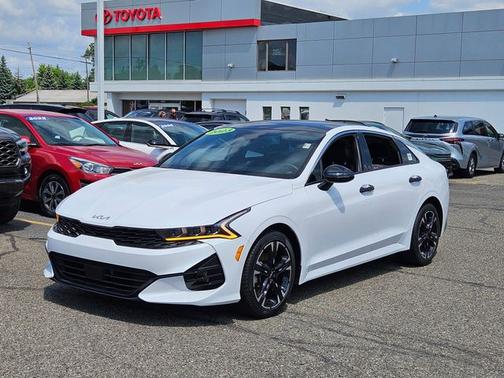 2023 Kia K5 GT-Line