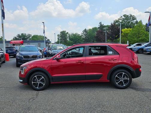 2024 Kia Niro EX