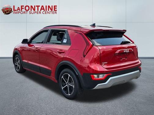 2024 Kia Niro EX