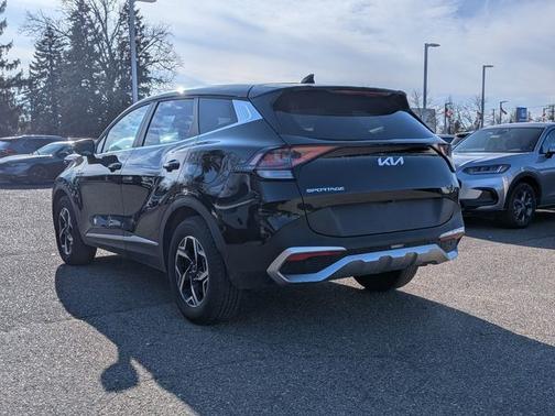 2024 Kia Sportage LX
