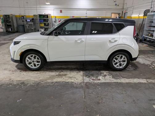 2023 Kia Soul S