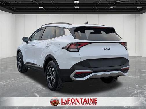 2025 Kia Sportage EX