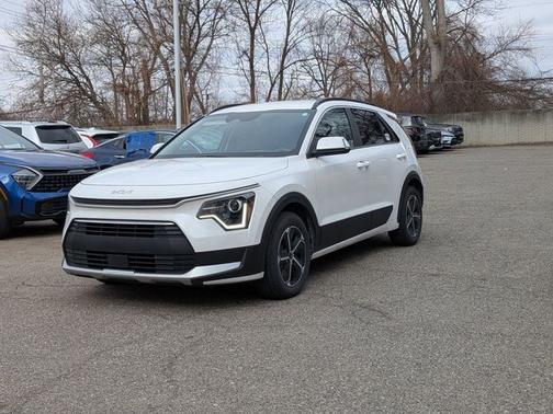 2024 Kia Niro EX