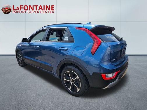 2023 Kia Niro EX