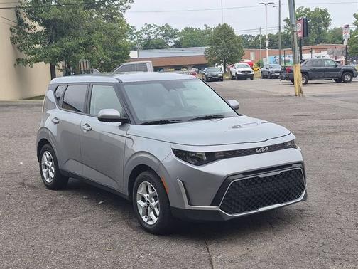 Steel Gray 2025 Kia Soul LX