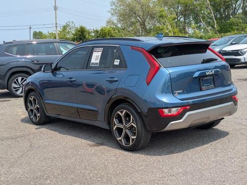 2023 Kia Niro EX Touring
