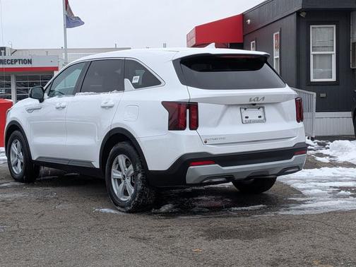 2024 Kia Sorento LX
