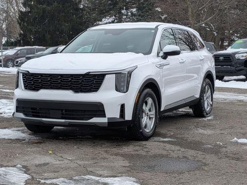 2024 Kia Sorento LX
