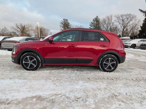 2024 Kia Niro EX Touring