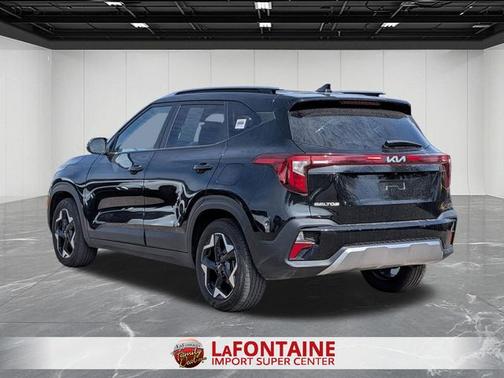 Fusion Black 2025 Kia Seltos S