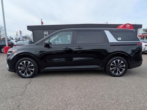 2024 Kia Carnival EX