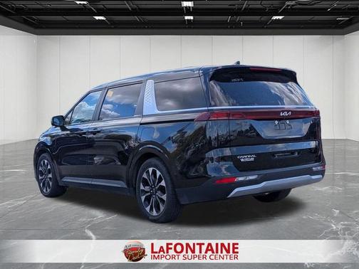 2024 Kia Carnival EX