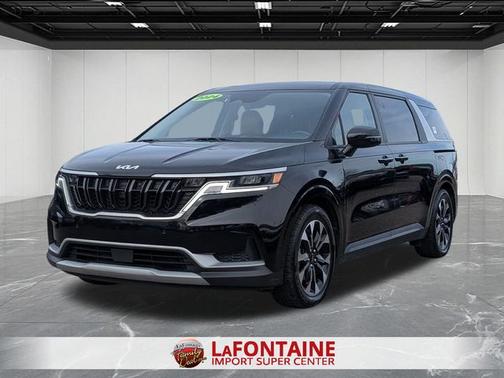 2024 Kia Carnival EX