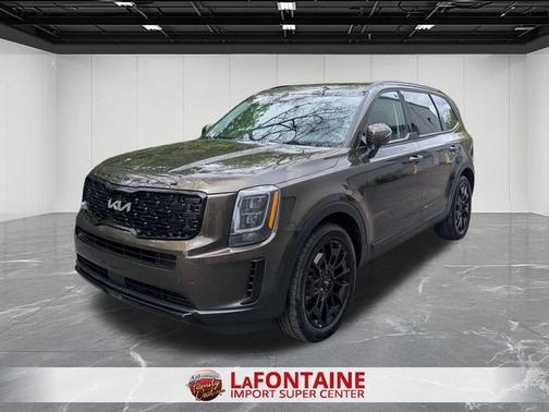Moss 2022 Kia Telluride EX