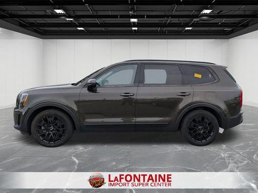 Moss 2022 Kia Telluride EX