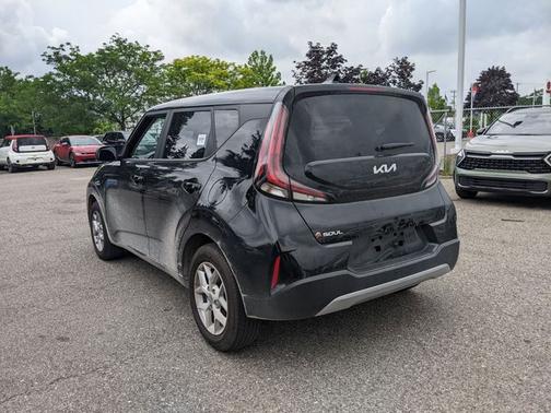 2024 Kia Soul LX
