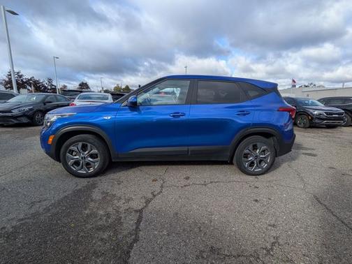 2024 Kia Seltos LX