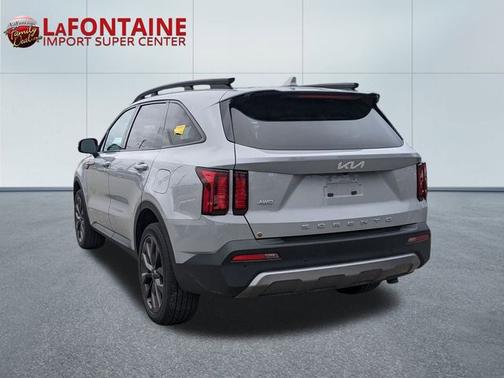 2022 Kia Sorento X-Line EX