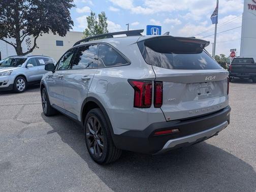 2022 Kia Sorento X-Line EX