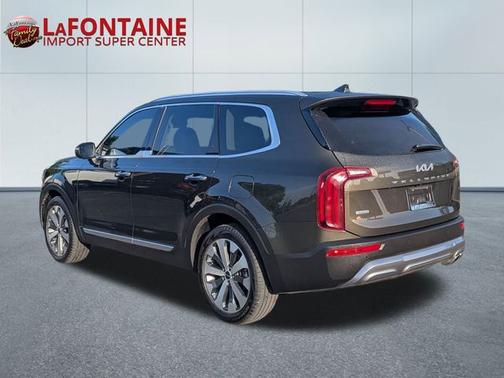2022 Kia Telluride S