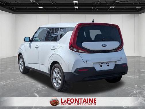 Snow White Pearl 2021 Kia Soul S