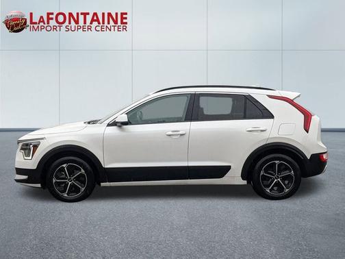 2023 Kia Niro LX