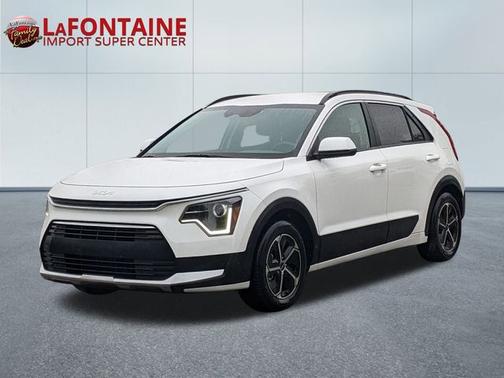 2023 Kia Niro LX