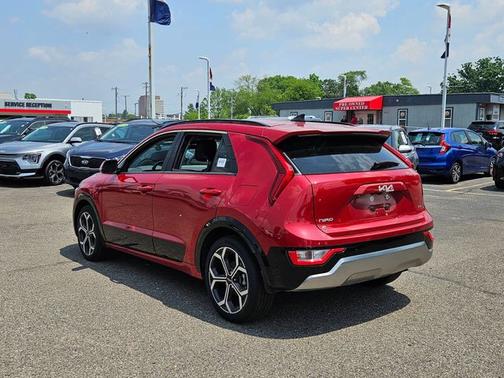 2024 Kia Niro EX Touring