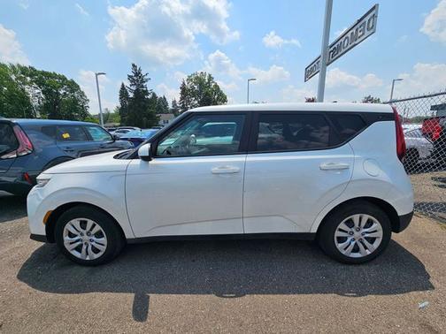 2022 Kia Soul LX