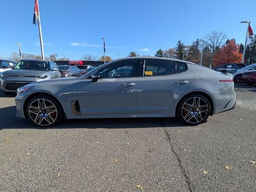 2023 Kia Stinger GT2
