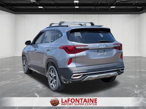 Steel Gray 2022 Kia Seltos EX