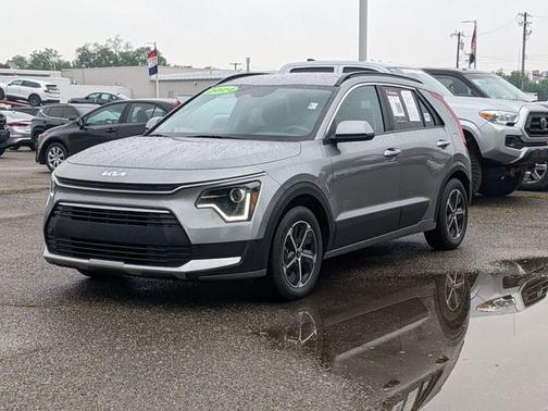 2024 Kia Niro EX Touring