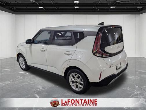 2023 Kia Soul LX