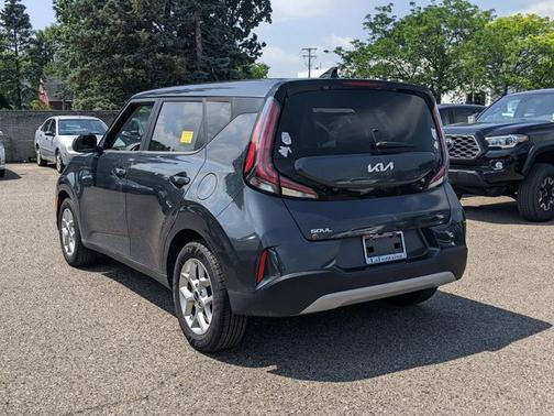 2023 Kia Soul LX