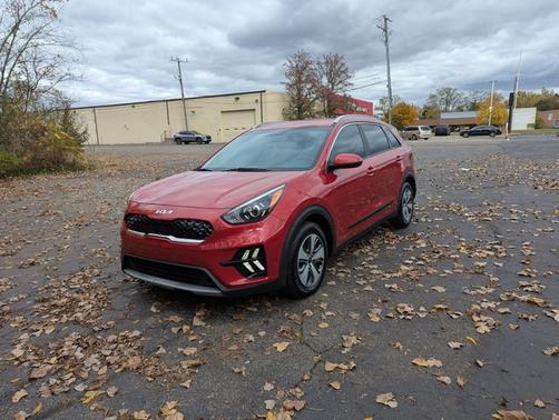 2022 Kia Niro LX
