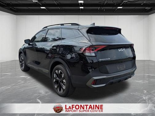 Ebony Black 2024 Kia Sportage X-Line