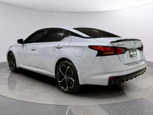 2023 Nissan Altima SR Intelligent AWD