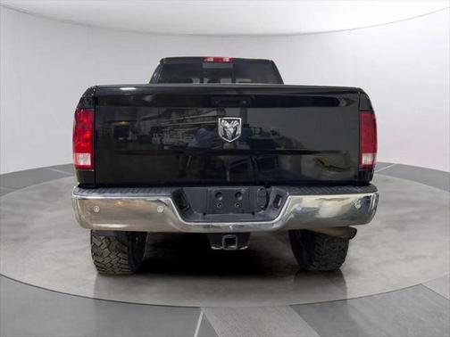 2017 RAM 2500 Big Horn Crew Cab 4x4 6'4' Box