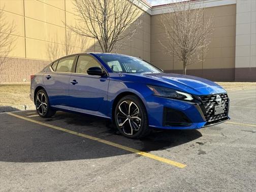 2025 Nissan Altima SR AWD
