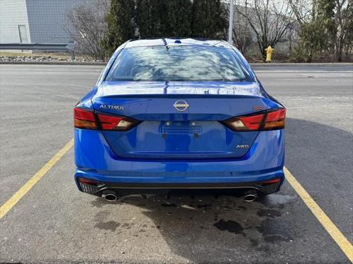 2025 Nissan Altima SR AWD