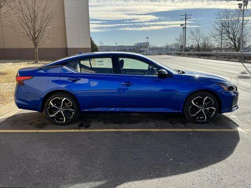 2025 Nissan Altima SR AWD