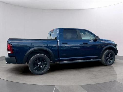 2019 RAM 1500 SLT